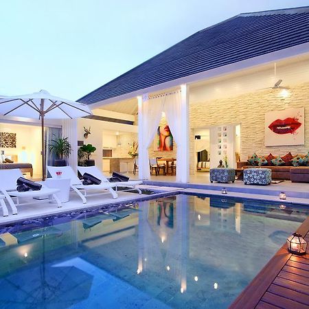 סמיניאק Villa Dheva חדר תמונה