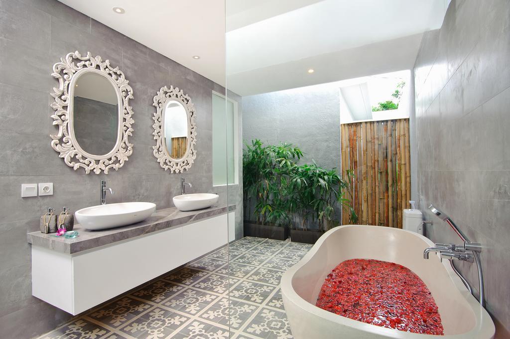 סמיניאק Villa Dheva חדר תמונה