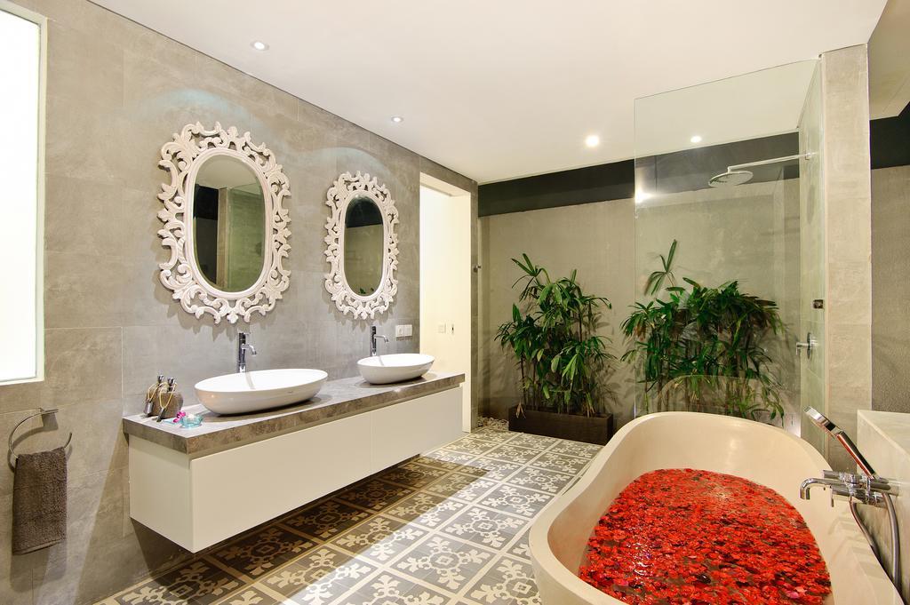 סמיניאק Villa Dheva חדר תמונה